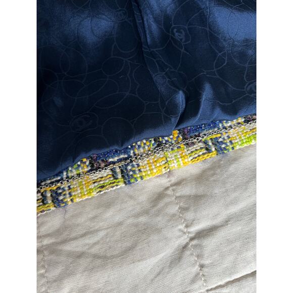 2004 Vintage Chanel Runway Yellow Multicolor Wool Jacket with Scarf and Brooch - Picture 8 of 16